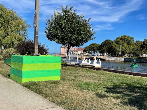 Lake Avenue Light Pole BaseBeautification